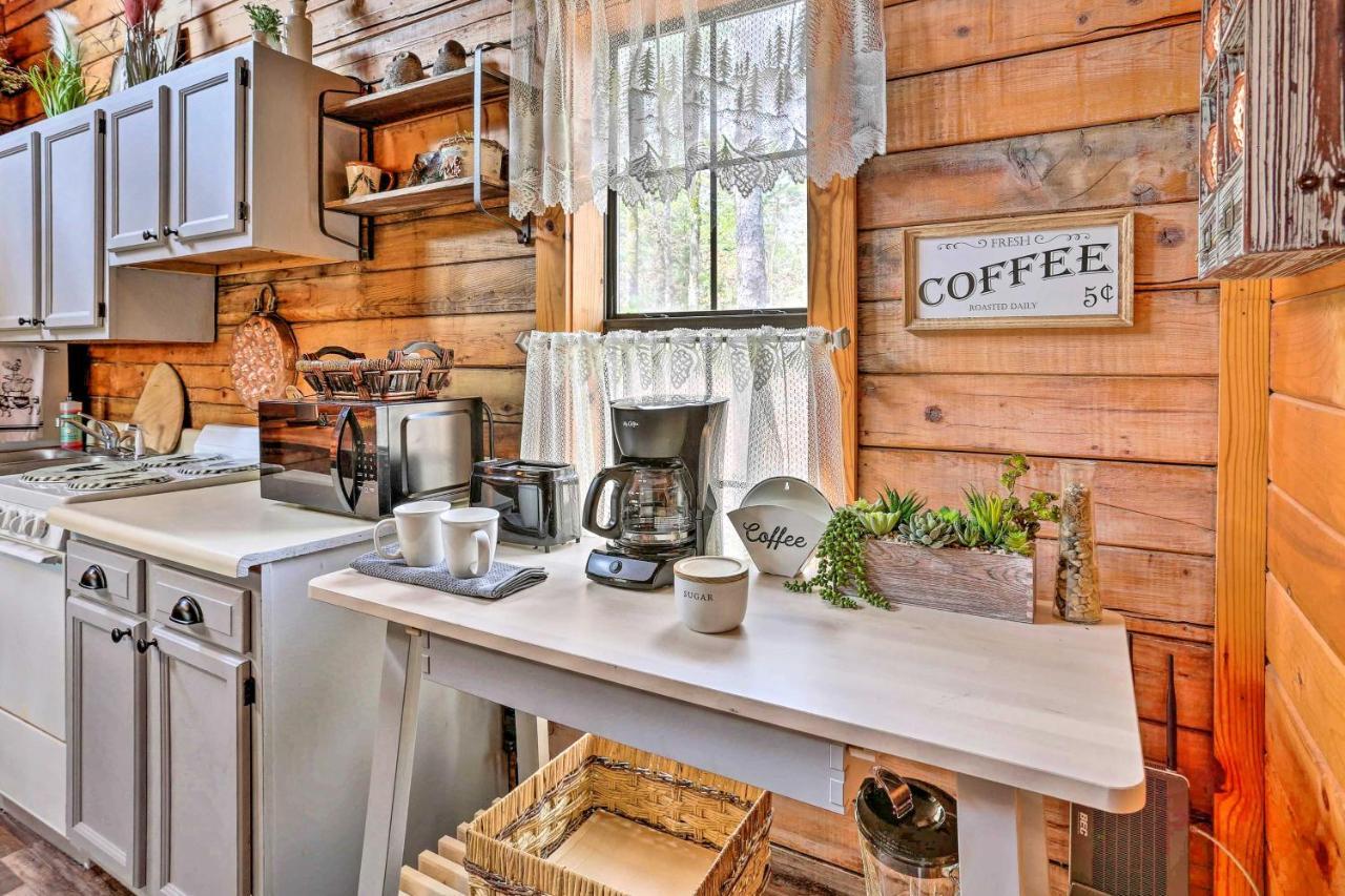 Broken Bow Log Cabin With Fire Pit, Pond, And Deck! 외부 사진