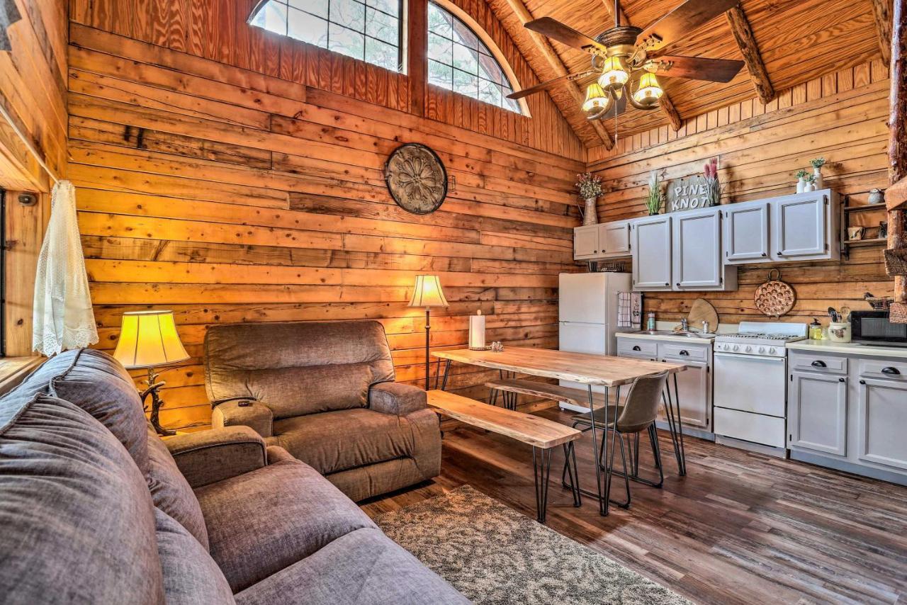 Broken Bow Log Cabin With Fire Pit, Pond, And Deck! 외부 사진