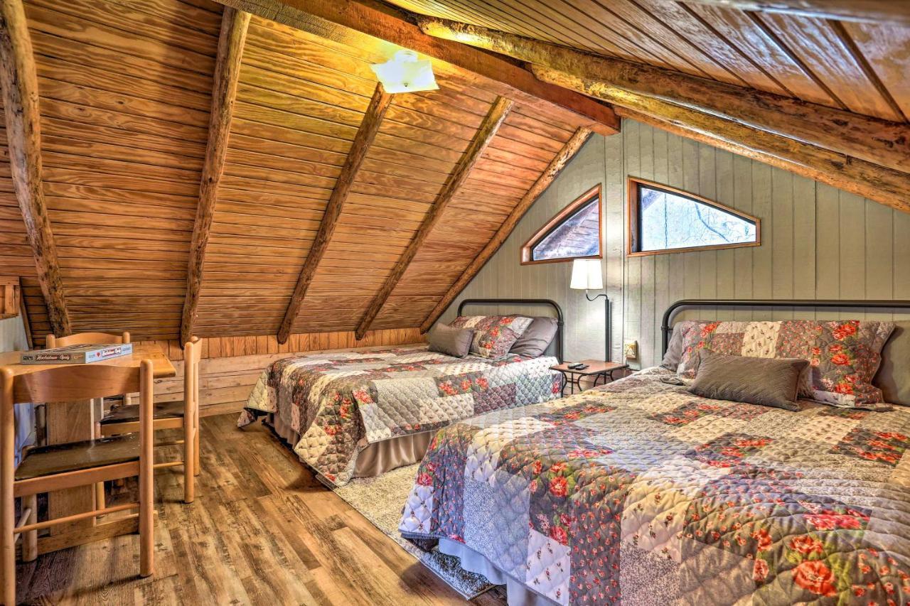 Broken Bow Log Cabin With Fire Pit, Pond, And Deck! 외부 사진