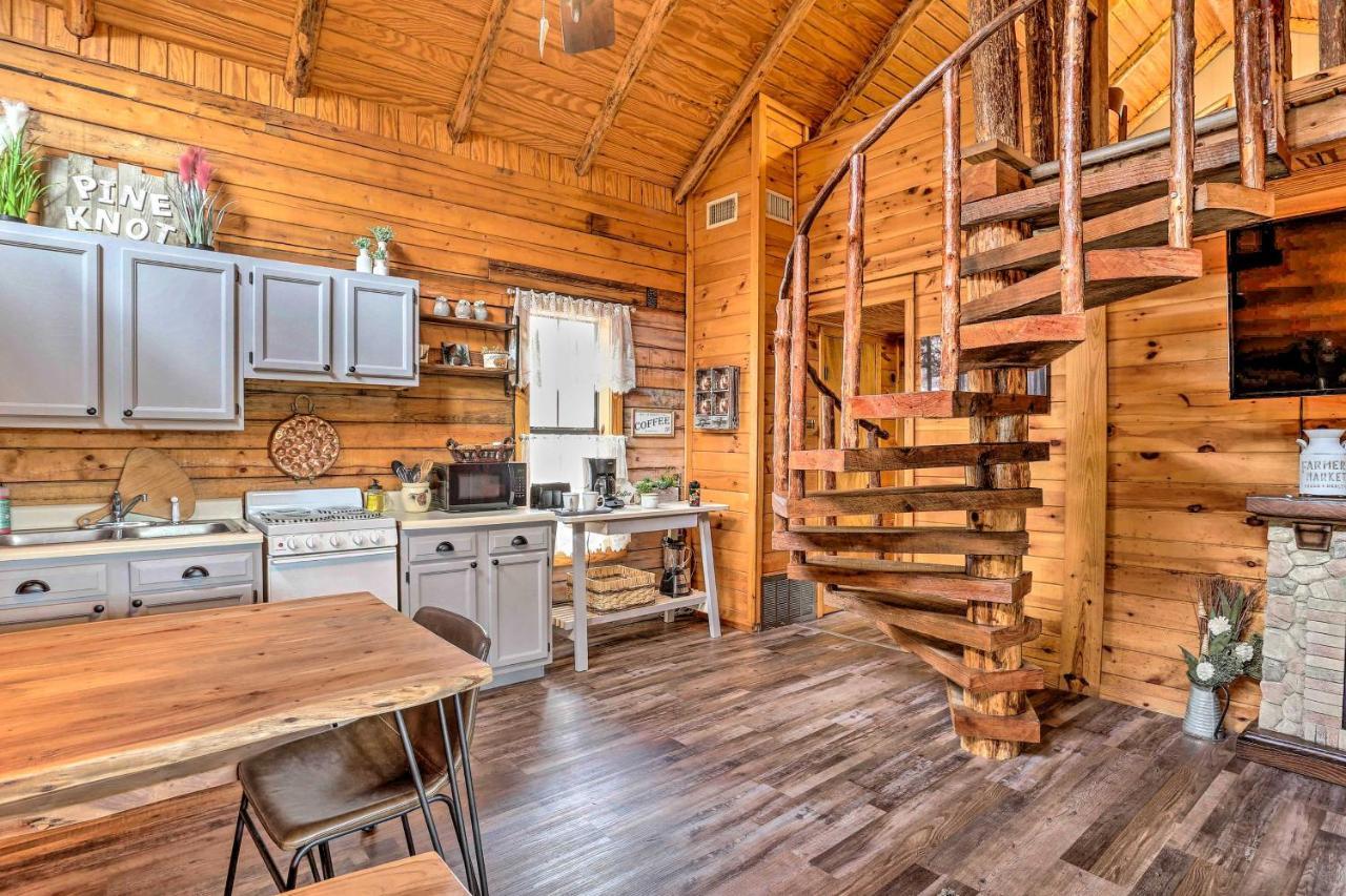 Broken Bow Log Cabin With Fire Pit, Pond, And Deck! 외부 사진